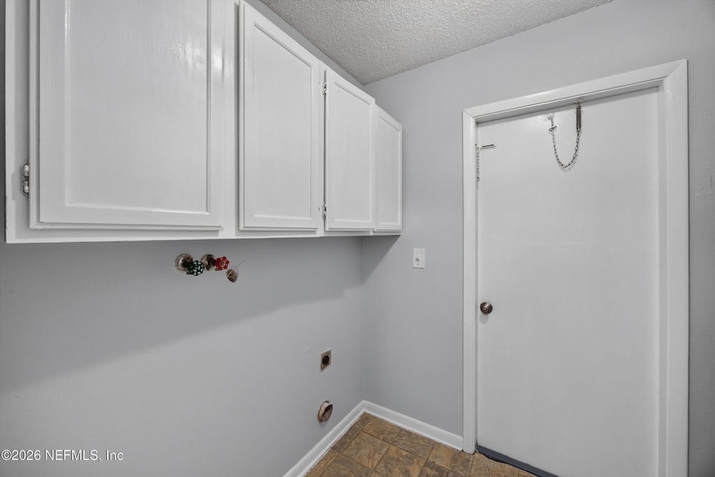 328 Palos Court - Photo 17