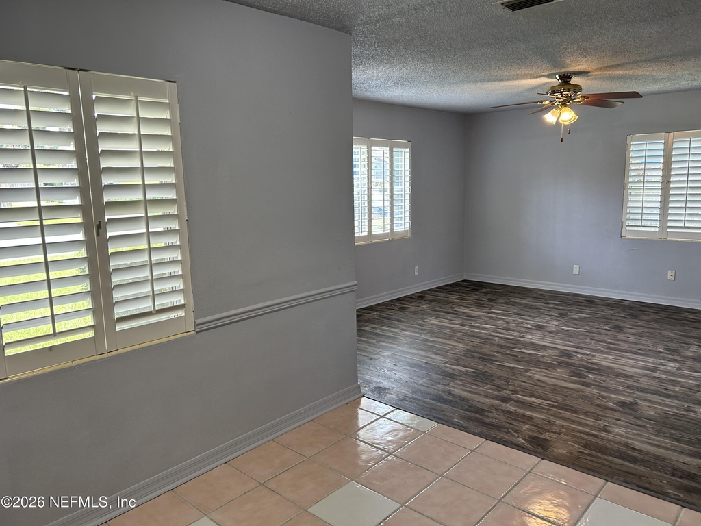 4323 Shirley Avenue - Photo 1