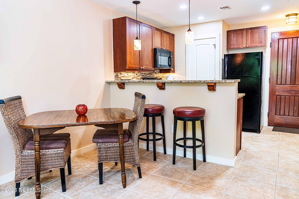 945 Registry Boulevard - Photo 5