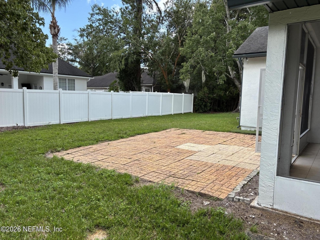 312 Morning Glory Lane - Photo 13