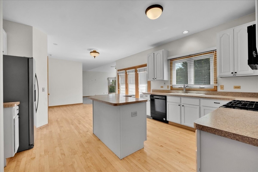 24963 Heritage Oaks Drive - Photo 13