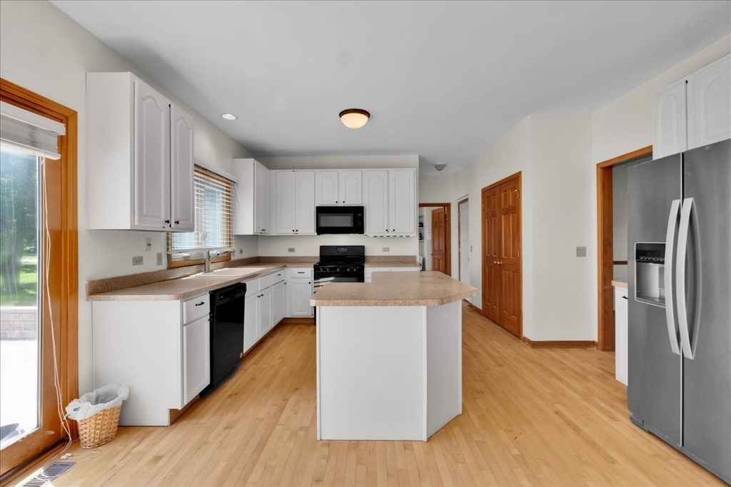 24963 Heritage Oaks Drive - Photo 11