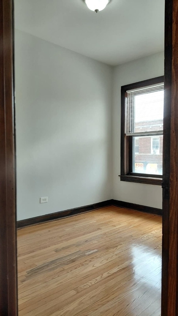 4810 W Armitage Avenue - Photo 6