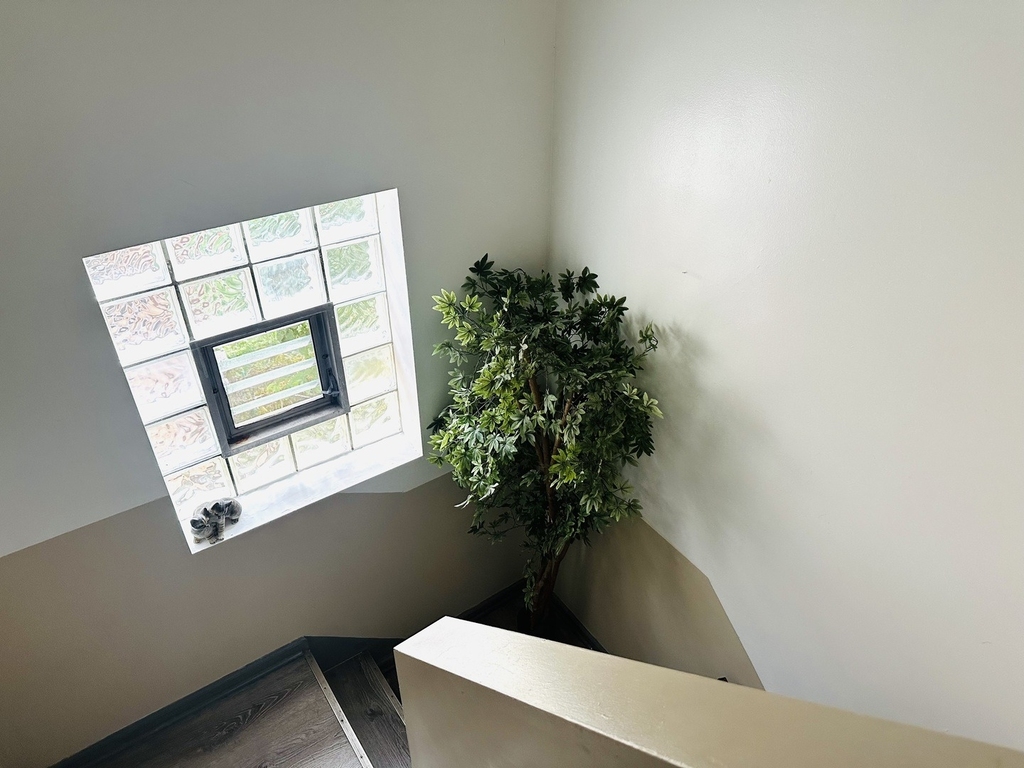 8638 Trumbull Avenue - Photo 19