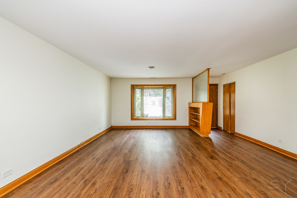 2334 S 10th Avenue - Photo 1