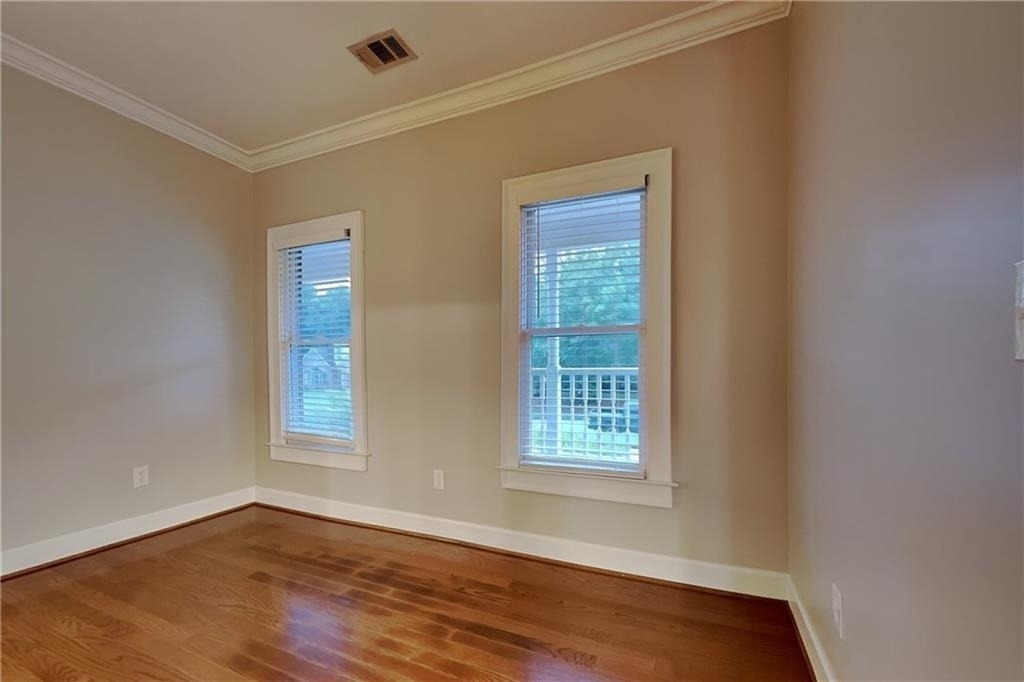 601 Peach Place - Photo 3