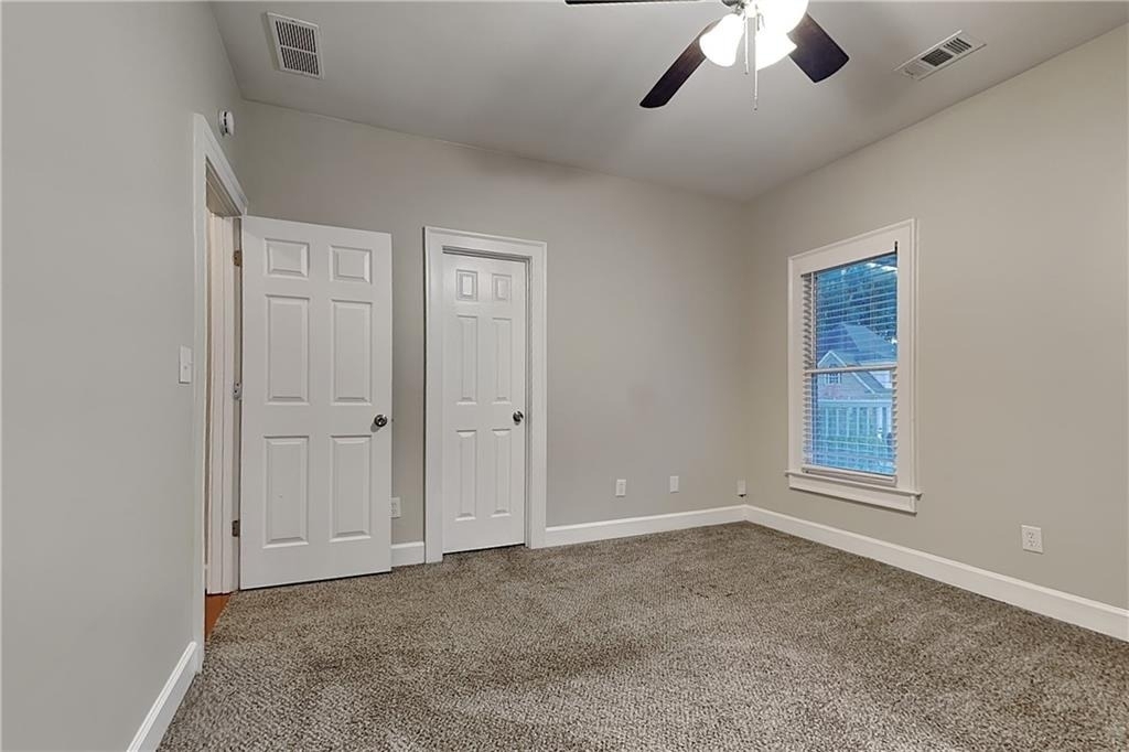 601 Peach Place - Photo 12
