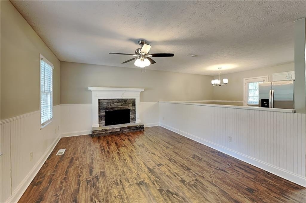 604 Dillon Drive - Photo 1