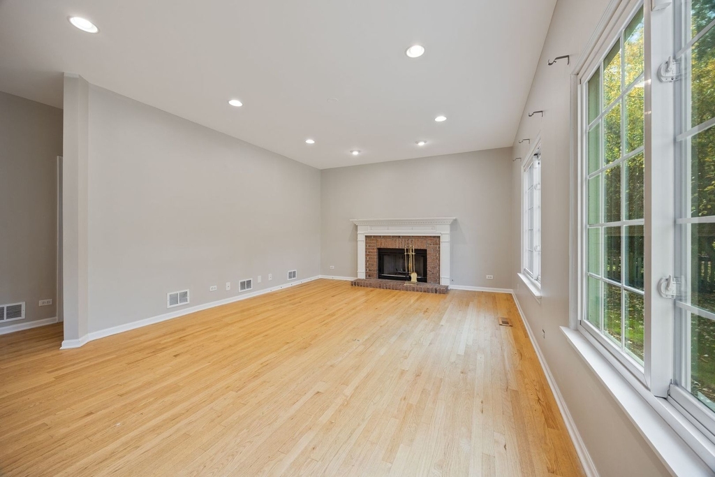 722 Aster Drive - Photo 10