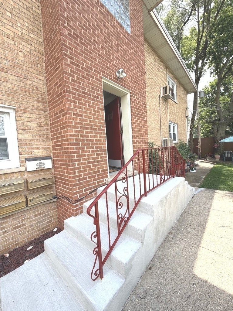 1995 Howard Street - Photo 10
