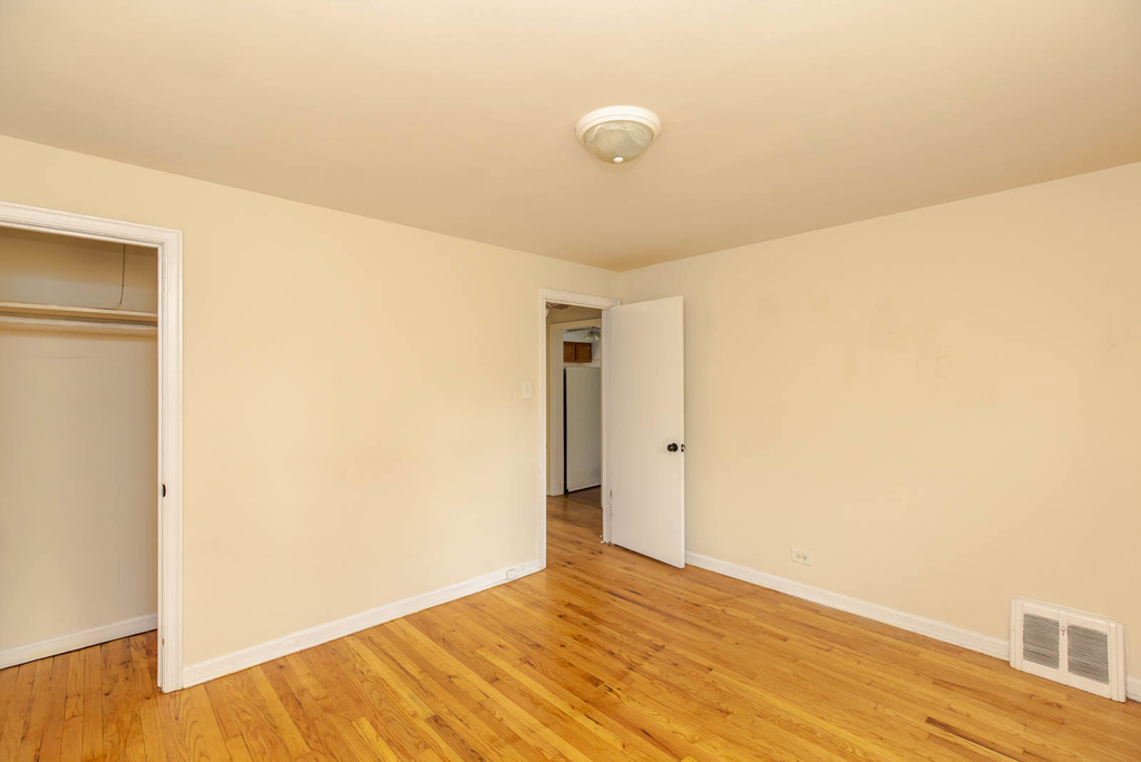 4231 W Nelson Street - Photo 5