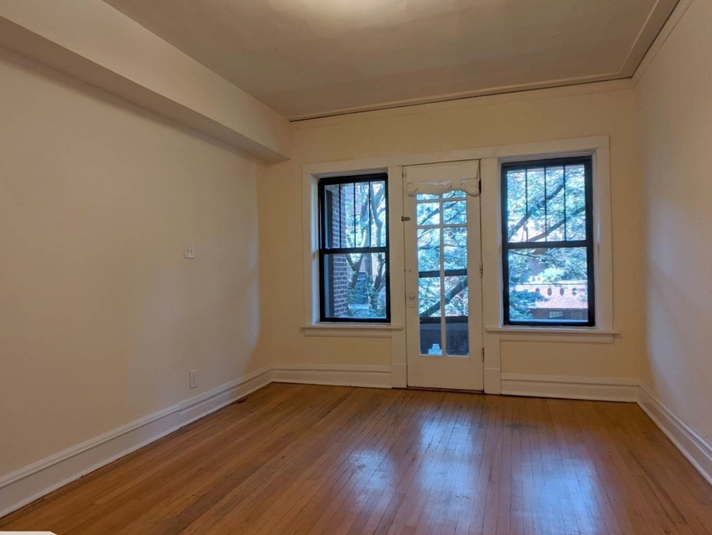 2518 N Kedzie Avenue - Photo 9