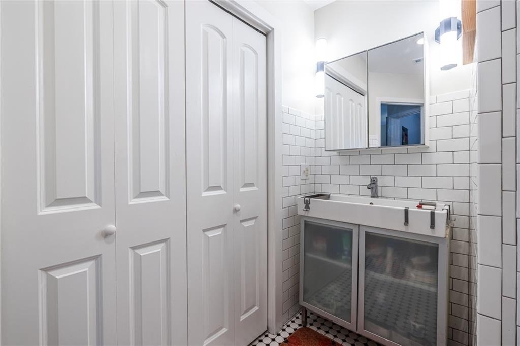 150 South Avenue Se - Photo 24