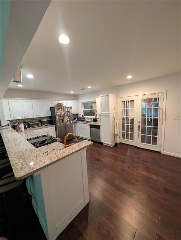 3221 Bobolink Drive - Photo 2