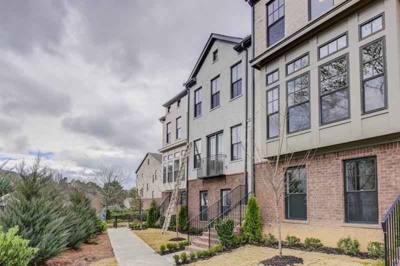 4304 Walsh Drive - Photo 2