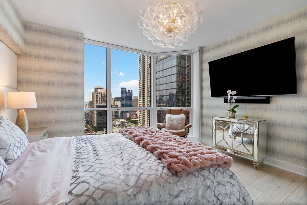 21 E Huron Street - Photo 13