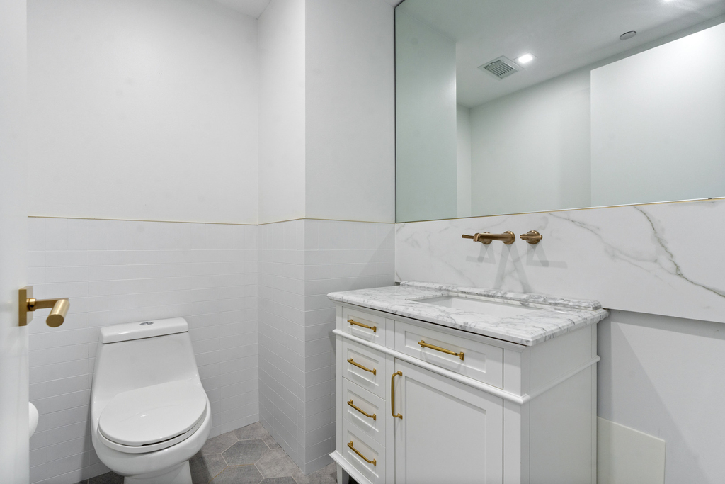 21 E Huron Street - Photo 11