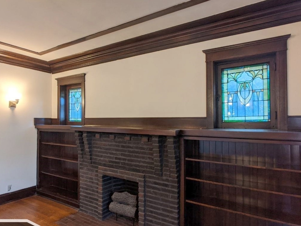 2825 W Logan Boulevard - Photo 4
