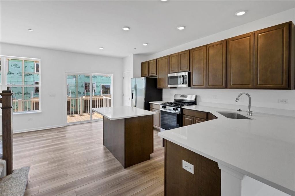12402 Tinsley Street - Photo 2
