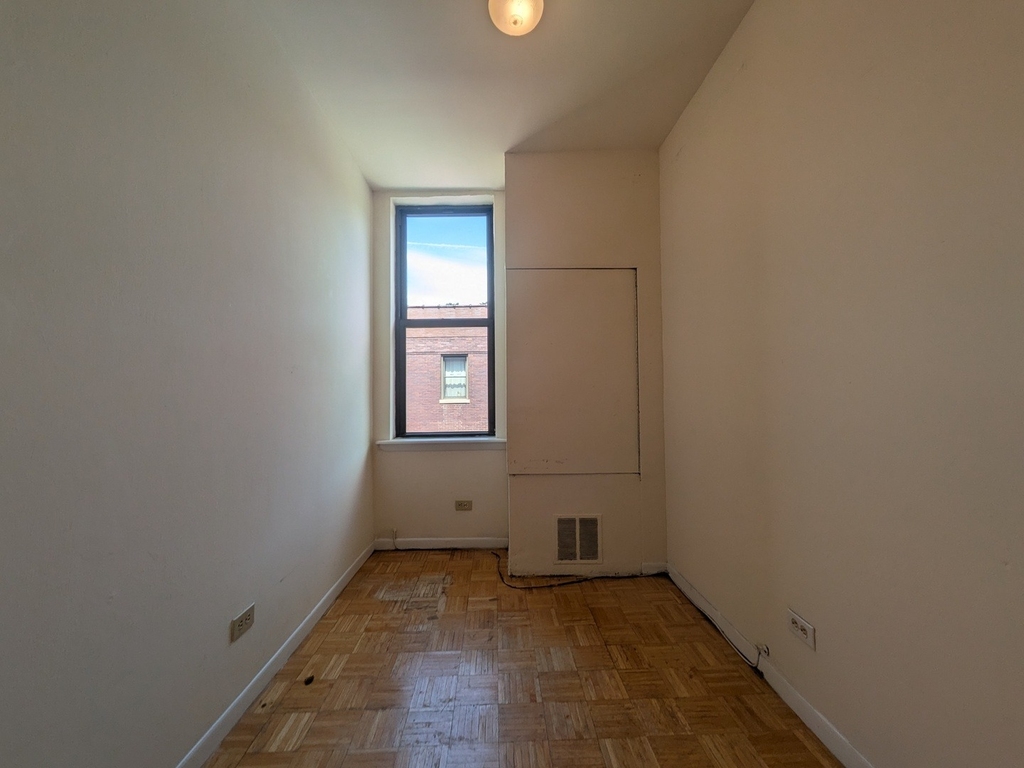 3147 W Medill Avenue - Photo 6