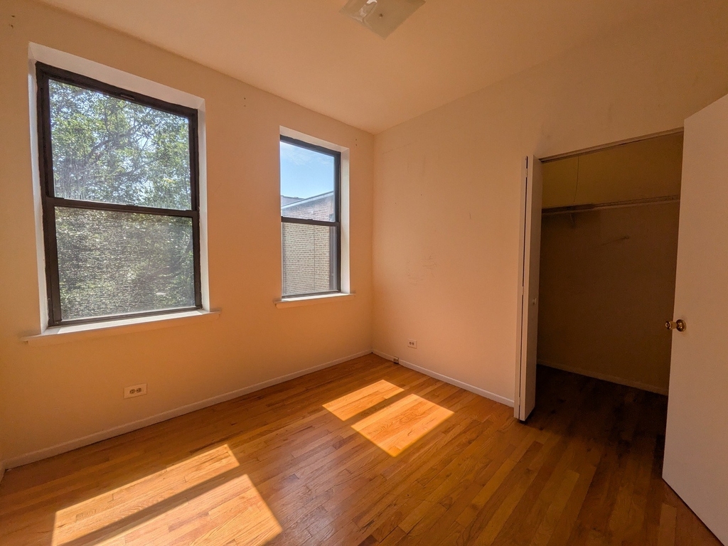 3147 W Medill Avenue - Photo 13