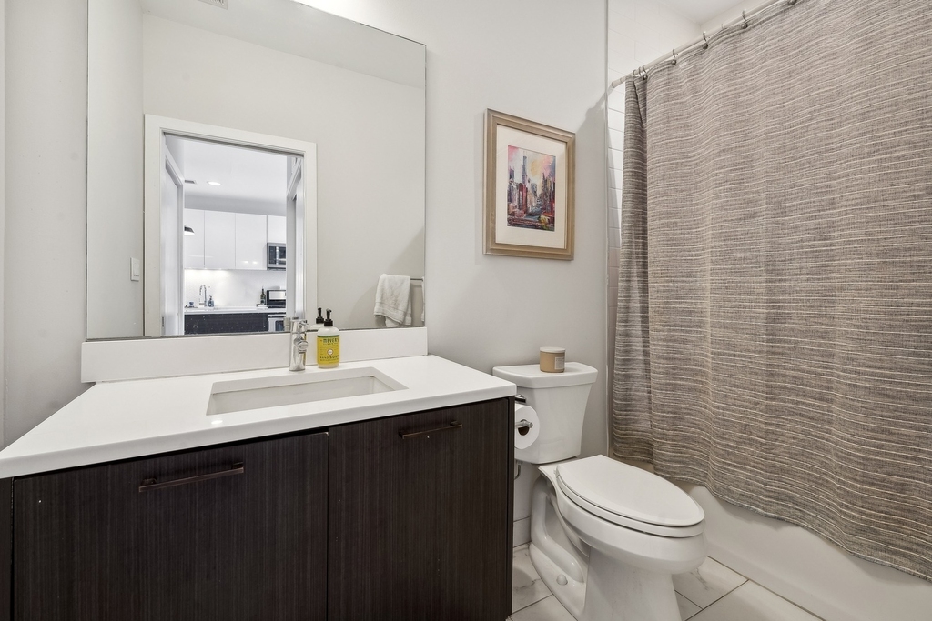 713 N Milwaukee Avenue - Photo 10