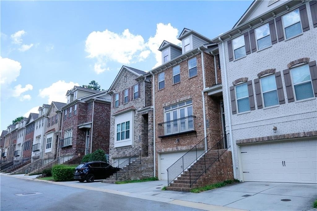 1920 Townsend Court - Photo 2