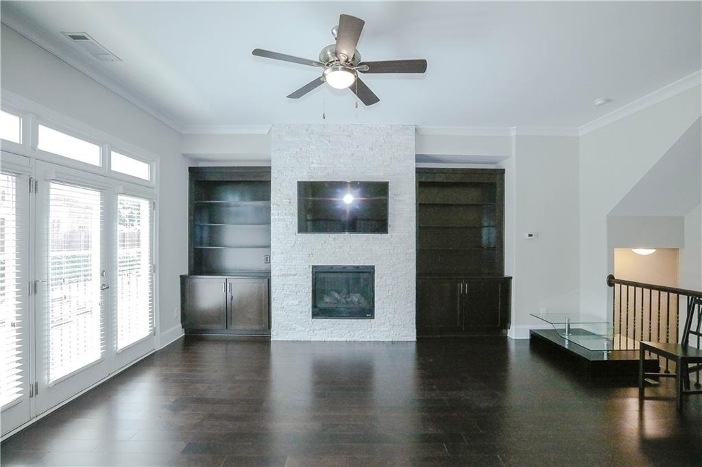 1920 Townsend Court - Photo 7