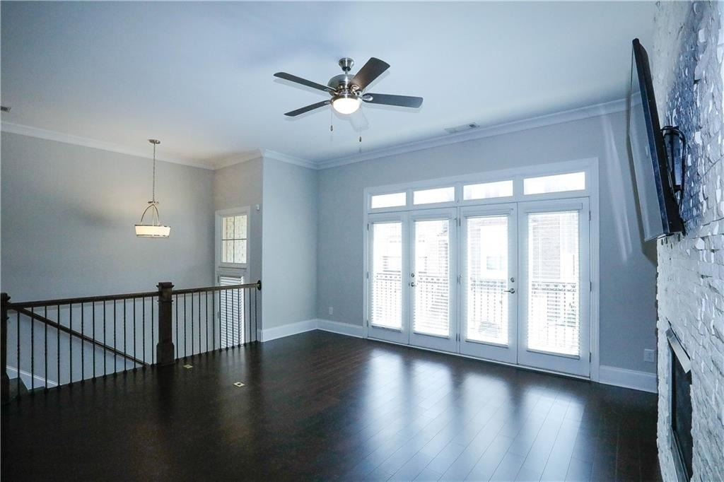 1920 Townsend Court - Photo 11