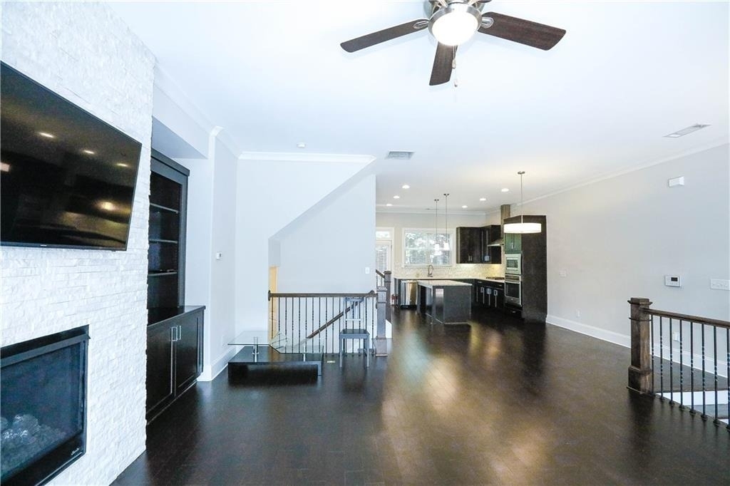 1920 Townsend Court - Photo 10