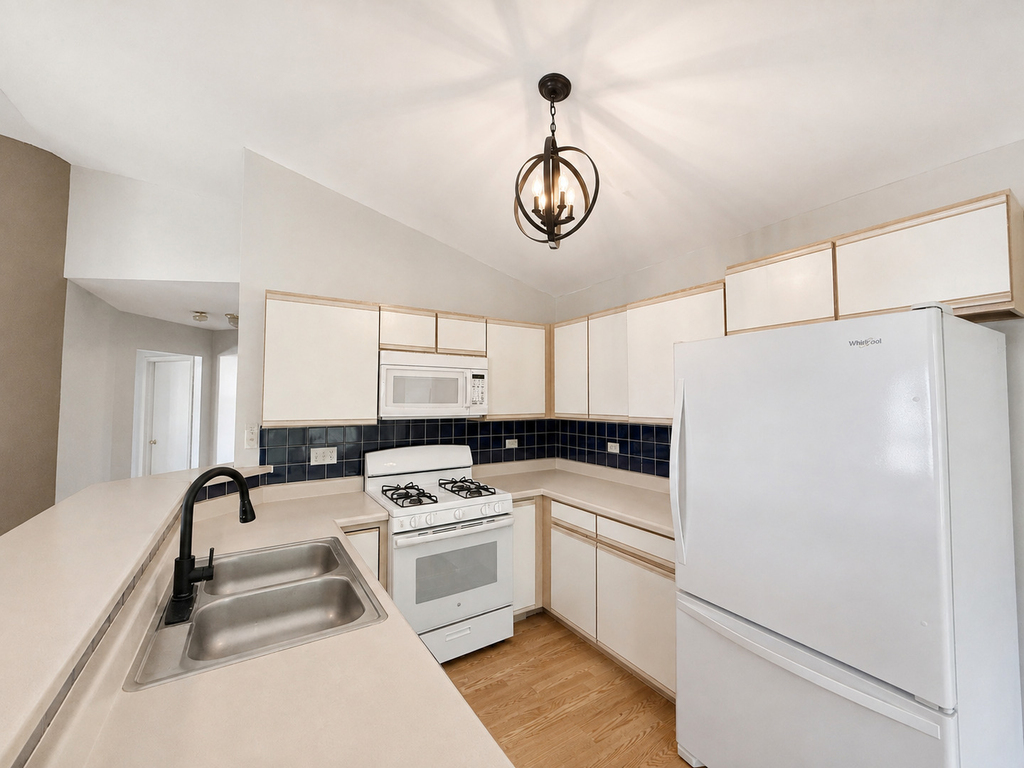 7134 S Stratton Lane - Photo 8