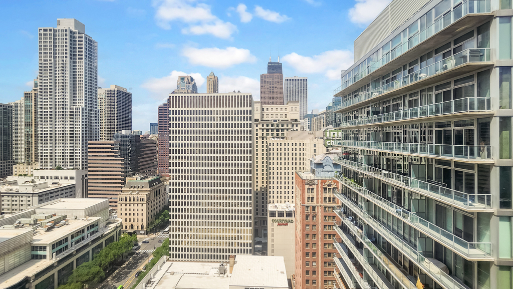 535 N Michigan Avenue - Photo 8
