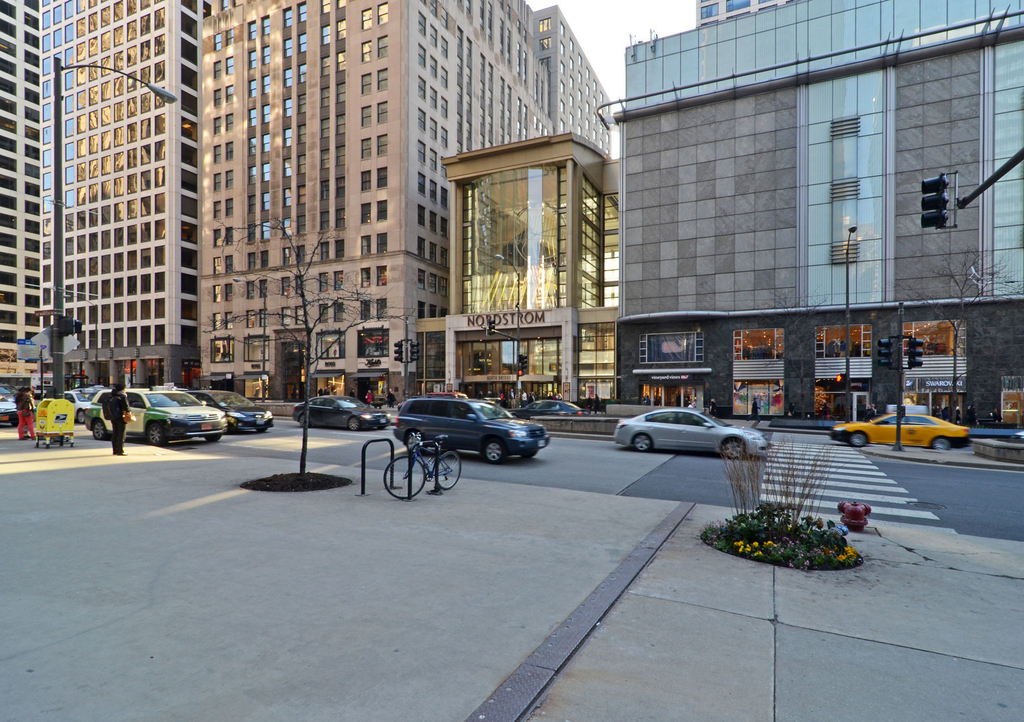 535 N Michigan Avenue - Photo 17