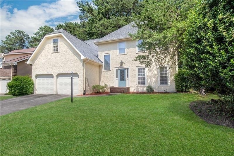 919 Bridgegate Drive Ne - Photo 2