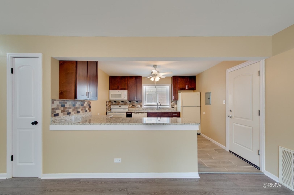 32 N Main Street - Photo 4