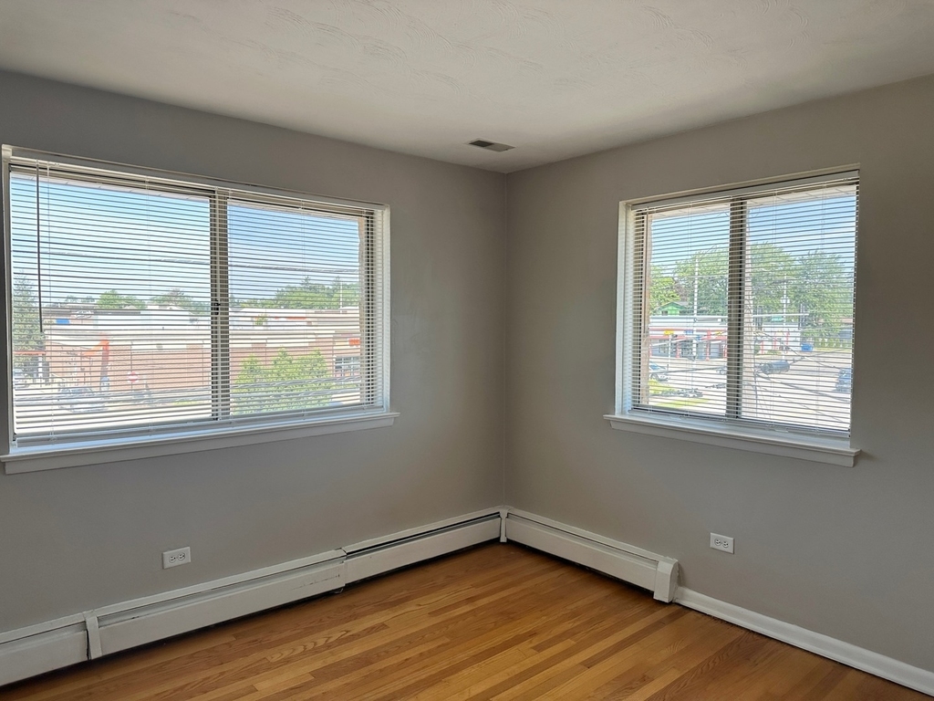 1003 Taft Avenue - Photo 10