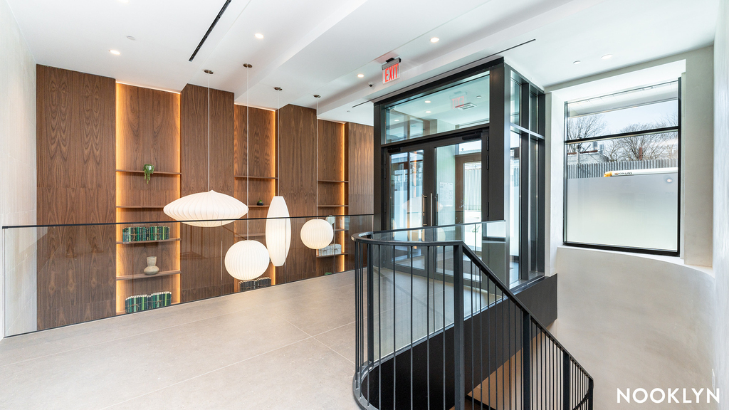 527 Grand Ave - Photo 9