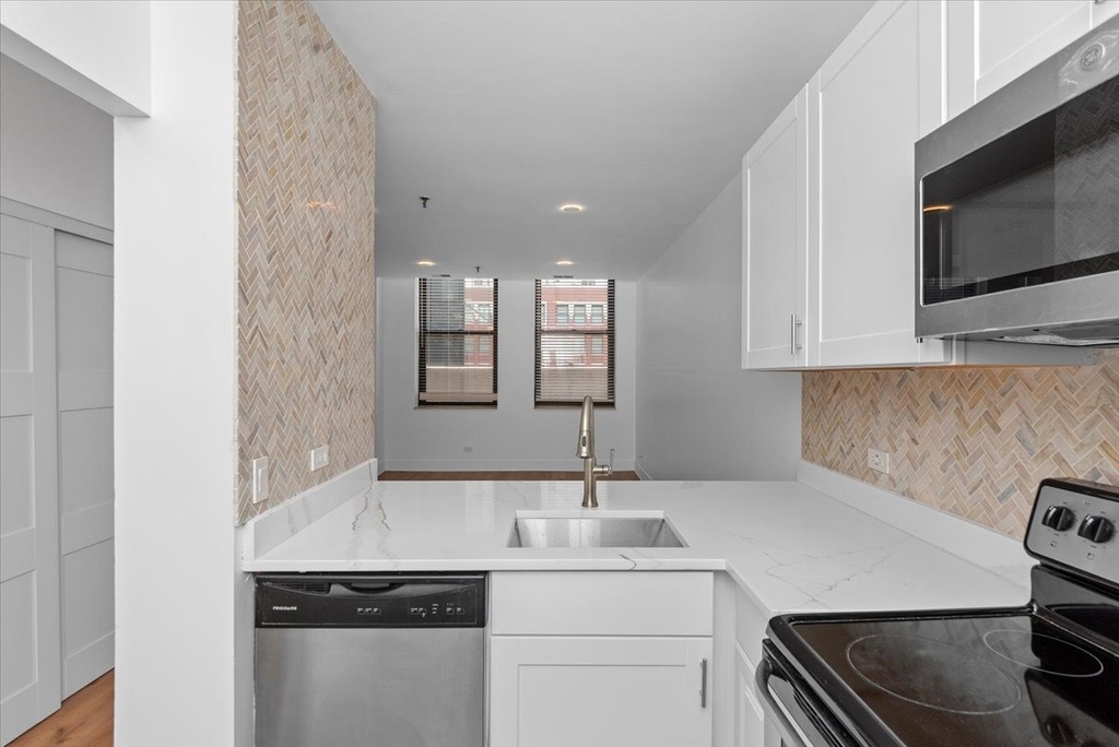 680 S Federal Street - Photo 4