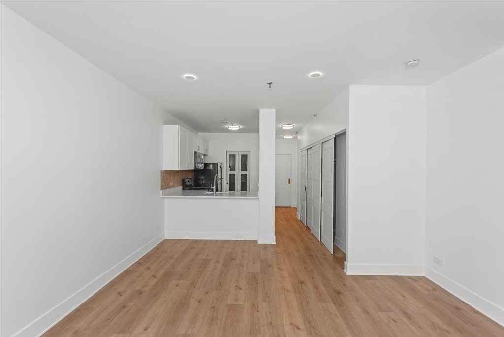 680 S Federal Street - Photo 2