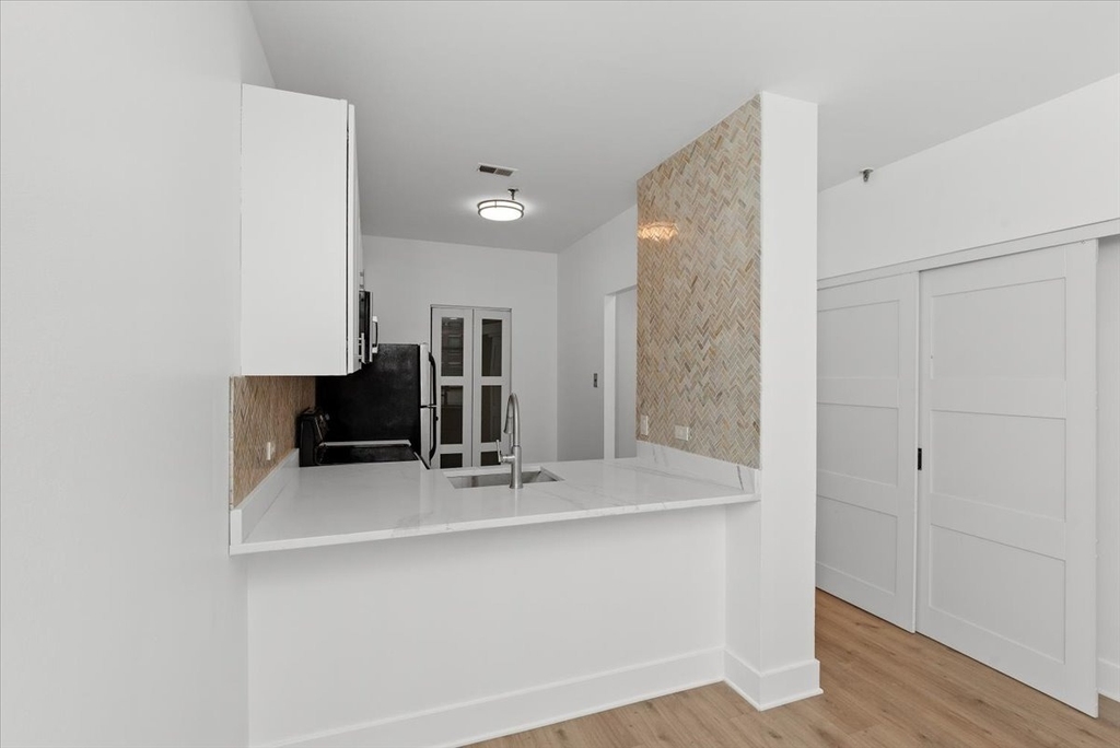 680 S Federal Street - Photo 3