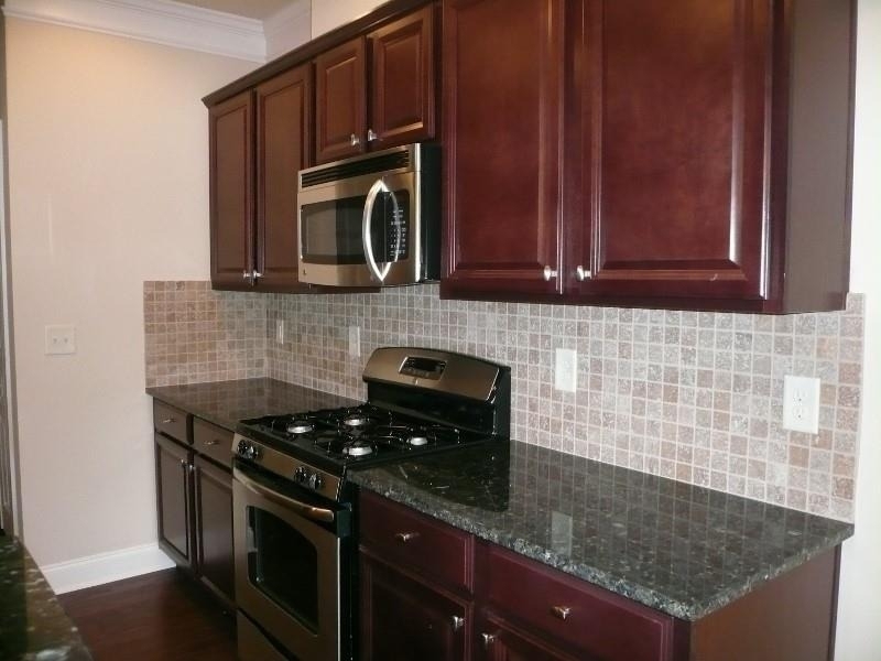 780 Duberry Street - Photo 4