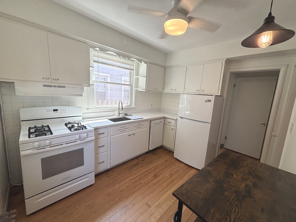 111 Pleasant Avenue - Photo 8