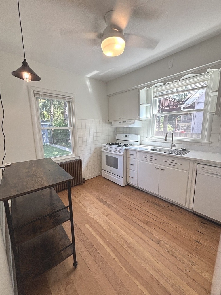 111 Pleasant Avenue - Photo 9