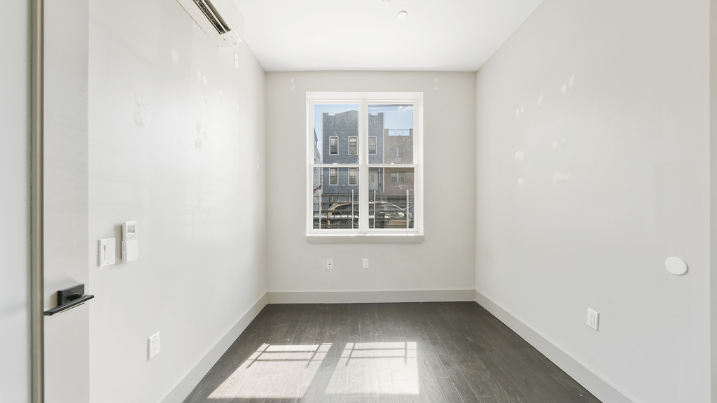 85 Stanhope St - Photo 19