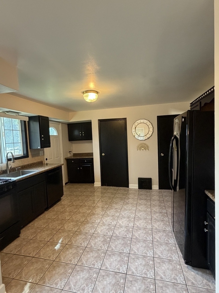 39 Leonard Street - Photo 14