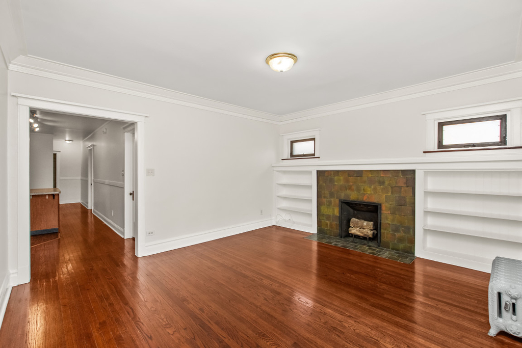 6144 S Indiana Avenue - Photo 1