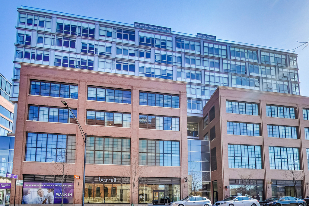 171 N Aberdeen Street - Photo 0