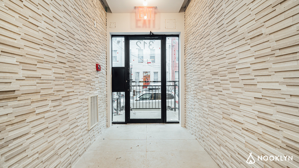 312 Devoe St - Photo 7
