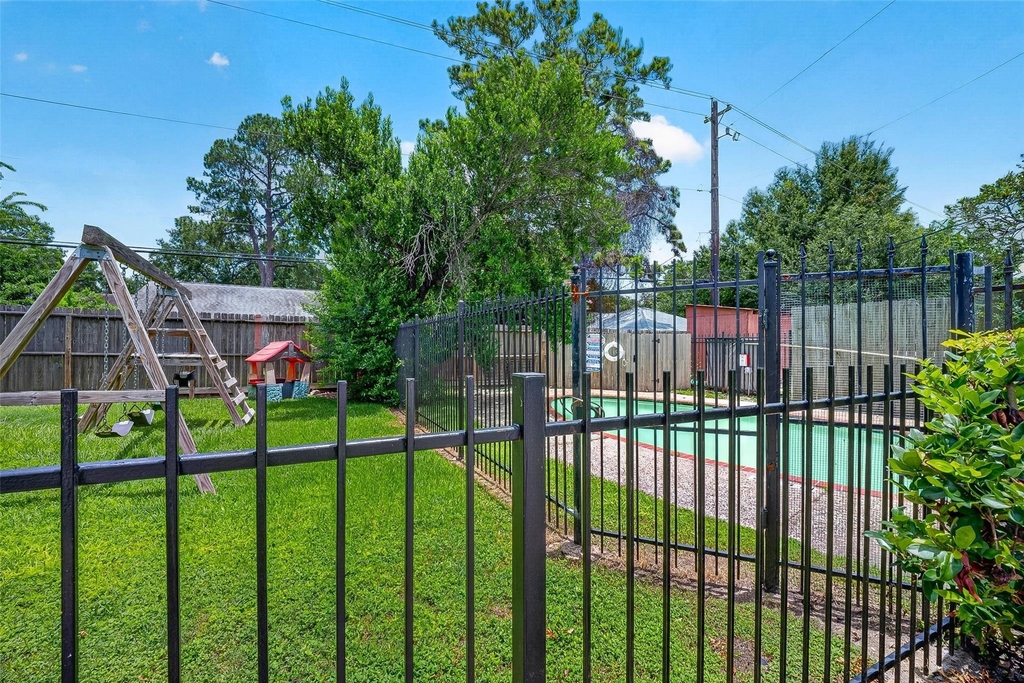 1220 Shadowdale Drive - Photo 23