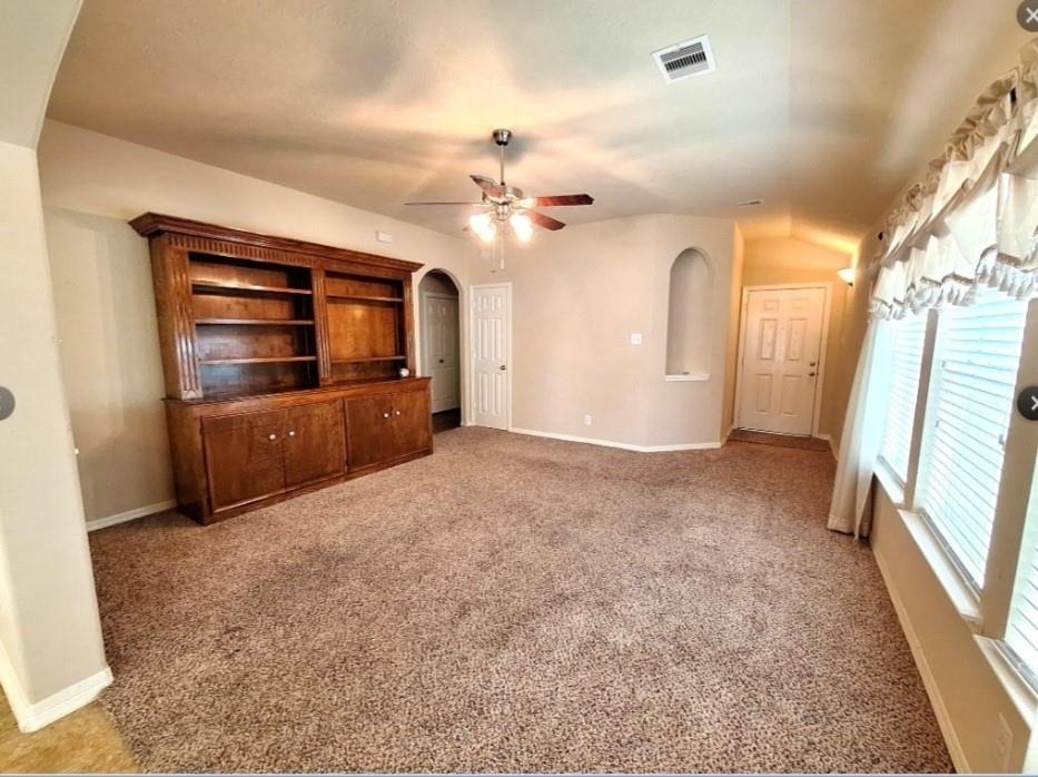 6207 Lovage Avenue - Photo 7